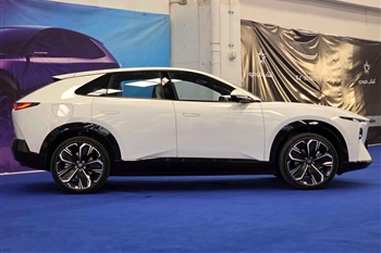 تصویر نمای ظاهری خودرو مزدا EZ-60