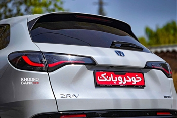 عکس از گرافیک داخلی چراغ های عقب هوندا ZRV