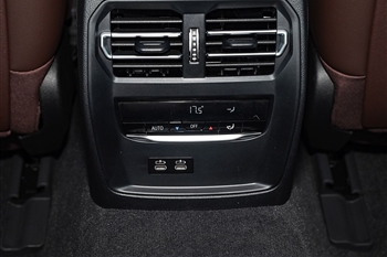 بی ام و i3 eDrive 35L - 12