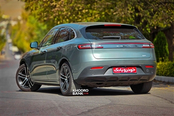 تصویر نمای ظاهری خودرو ارس HM5  از ازویه سه رخ عقب چپ