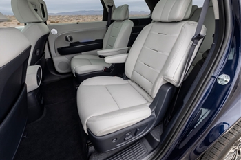 ردیف دوم ماشین هیوندا پالیسید