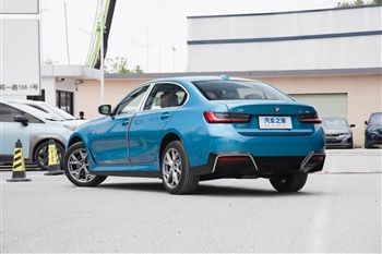 بی ام و i3 eDrive 35L - 4