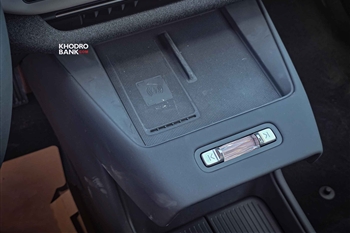 تصویر از جزئیات طراحی داخل کابین خودرو ولوو XC70