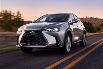 نمای جلو لکسوس NX350