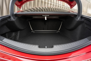 تصویر فضای داخل صندوق بار خودرو مرسدس بنز CLE200 Coupe