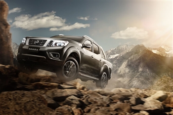 تصویر نمای ظاهری پیکاپ نیسان ناوارا