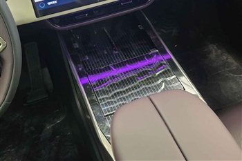  تصویر نمای داخل کابین مزدا EZ-60