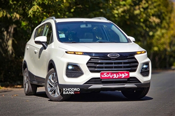 تصویر نمای خارجی خودرو KMC SR3 از زاویه سه رخ جلو راست