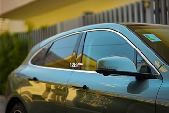 تصویر از جزئیات طراحی آینه های جانبی در خودرو ارس HM5