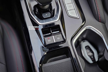 عکس جزئیات طراحی داخل کابین و امکانات و تجهیزات تیسان S05