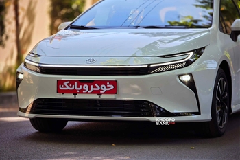 تصویر نمای بسته از طراحی بخش جلو تویوتا کرولا فیس لیفت
