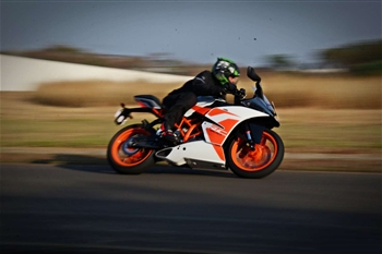 کی‌تی‌ام RC 200 - 7