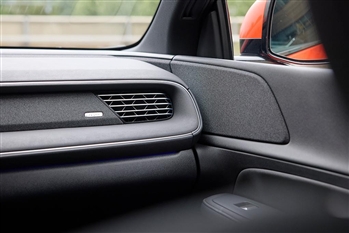 ایکس پنگ G6 - 1