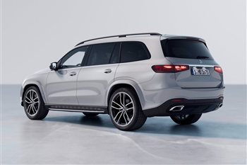 تصویر نمای ظاهری مرسدس بنز GLS 450 4MATIC