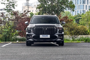نمای جلو جی ای سی GS8