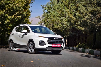  تصویر نمای خارجی خودرو KMC SR3 از زاویه سه رخ جلو راست