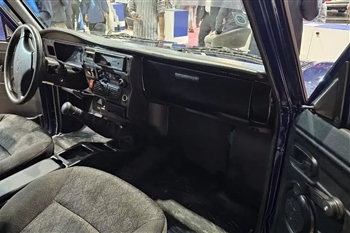 نمای داخل نیسان وانت اکستند