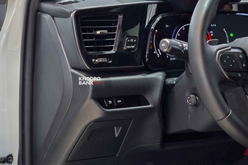 تصویر جزئیات طراحی داخل کابین و امکانات لکسوس NX350