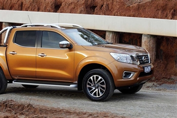 تصویر نمای ظاهری پیکاپ نیسان ناوارا