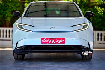 نمای جلو تویوتا bZ5