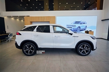 نمای بغل ماشین بیجینگ X7