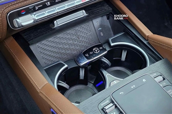 تصویر از جزئیات طراحی داخل کابین و امکانات رفاهی خودرو مرسدس بنز GLS 450 4MATIC