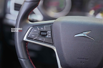 تصویر از جزئیات طراحی در بخش های مختلف کابین KMC SR3