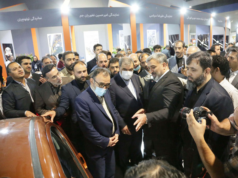 انجام مقدمات لازم برای عرضه خودروي شاهين در بورس كالا  