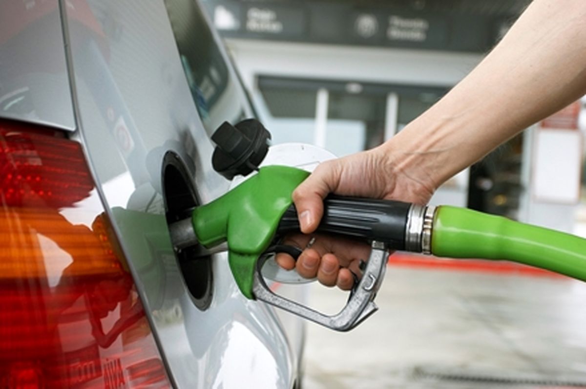 چرا بنزین سوپر از برخی جایگاه‌های سوخت حذف شده است؟