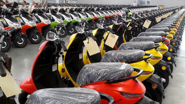 خرید موتورسیکلت برقی، 5 میلیون تومان به سود موتورسوارها
