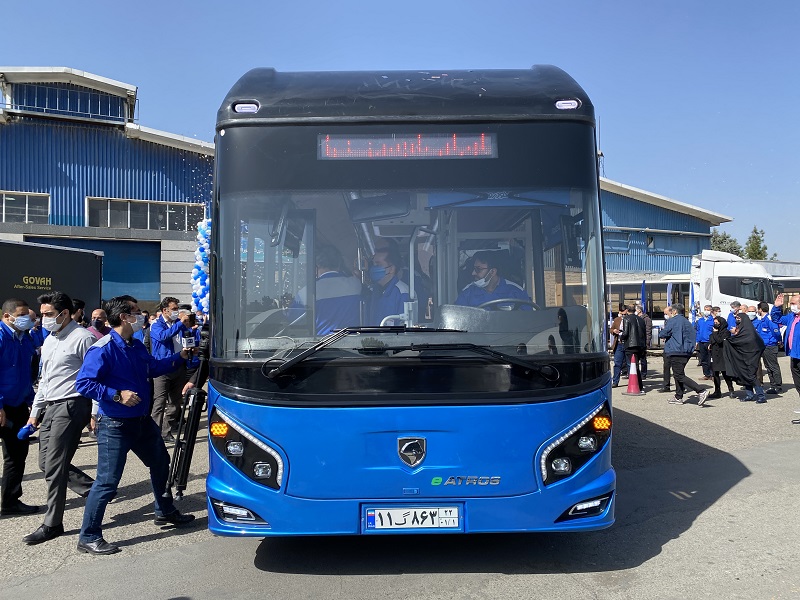اتوبوس برقی ایران خودرو دیزل با پیمایش 250 کیلومتر رونمایی شد + عکس و فیلم