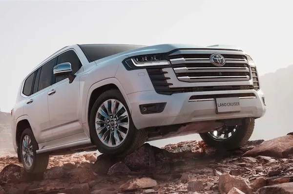 آمار فروش خودرو در ماه جولای امارات منتشر شد، تویوتا لندکروزر صدرنشین + جدول