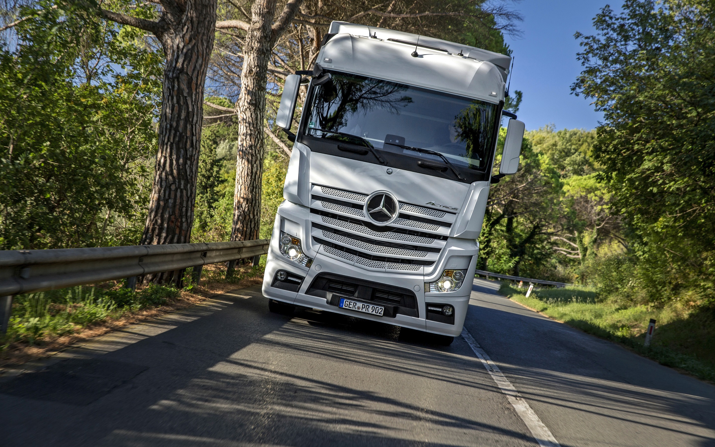 راهنمای خرید کامیون دست دوم در اروپا