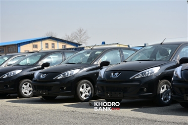 جدول کامل قیمت خودروهای پرفروش در بازار آزاد + جدول خرداد 1404 منبع سایت خودرو بانک