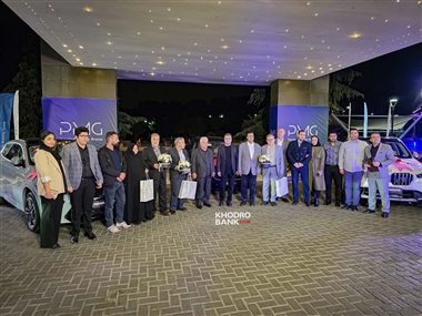 پرشیا خودرو تحویل خودروهای جانبازان را آغاز کرد؛ خودروی BMW مدل 2025 زیر پای مدافعان وطن منبع سایت خودرو بانک