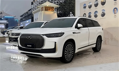 چری تیگو 9 مدل 2025 از راه رسید؛ عرضه نسخه پلاگین هیبرید لوکانو L8 با قیمت پایه 17,900 دلار منبع سایت خودرو بانک