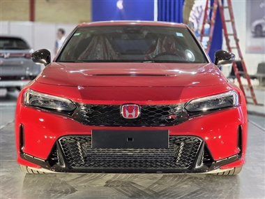 هوندا سیویک تایپ R‌ به نمایشگاه تبریز 1404 آمد، جذاب‌ترین وارداتی آذریوردسال + عکس منبع سایت خودرو بانک