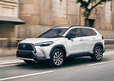 شرایط فروش تویوتا در سامانه یکپارچه؛ با تحویل 90 روزه + جدول 1404 منبع سایت خودرو بانک