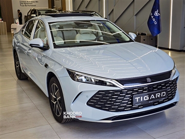 ورود بی‌صدای سدان چینی Qin L مدل 2025 به بازار ایران؛ بررسی کامل محصول جدید تیگارد موتور منبع سایت خودرو بانک