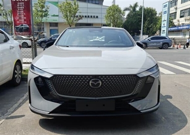 مزدا EZ-6 وارد ایران می‌شود: سدان هیبریدی با پیمایش 1300 کیلومتری + عکس منبع سایت خودرو بانک