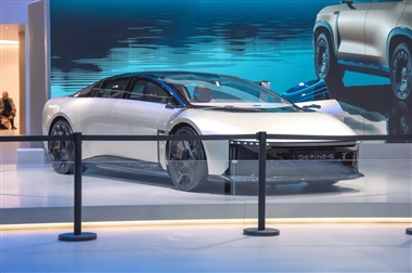 رونمایی از خودروهای هوشمند جک موتورز و پلتفرم DEFINE منبع سایت خودرو بانک