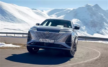 رانندگی آفرودی با چانگان CS75 پلاس جدید: 233 اسب بخار و گیربکس جدید آیسین منبع سایت خودرو بانک