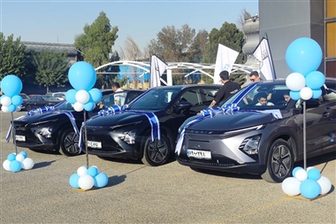 آغاز تحویل نخستین سری فونیکس FX تمام‌برقی در ایران منبع سایت خودرو بانک