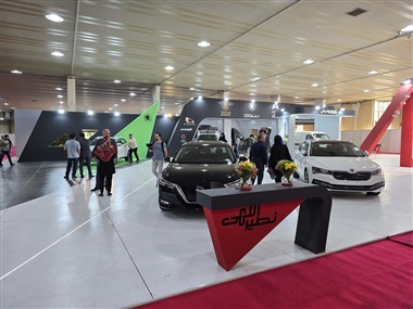 محصولات نیسان و اشکودا در غرفه ایران روور نمایشگاه خودروی تبریز 1403 منبع سایت خودرو بانک