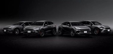 تویوتا واگن کراون استیت را در نسخه ویژه لیمیتد مات متال عرضه کرد منبع سایت خودرو بانک