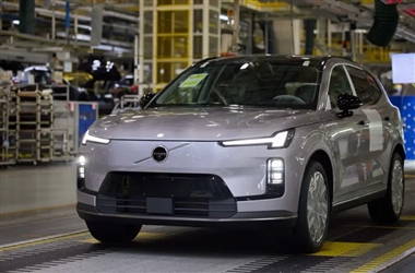 ولوو XC70 جدید با سیستم سوپر هیبرید و برد 1200 کیلومتری معرفی شد منبع سایت خودرو بانک