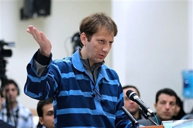 بازگشت جنجالی بابک زنجانی به اقتصاد کشور؛ نگرانی از نفوذ دوباره در صنایع استراتژیک منبع سایت خودرو بانک