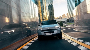 دانگ فنگ مدل جدید M817 M-Hero مکس پلاس را معرفی کرد منبع سایت خودرو بانک