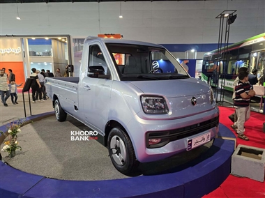 کامیونت فوتون واندر محصول جدید زامیاد در نمایشگاه خودرو مشهد ۱۴۰۳ + عکس منبع سایت خودرو بانک