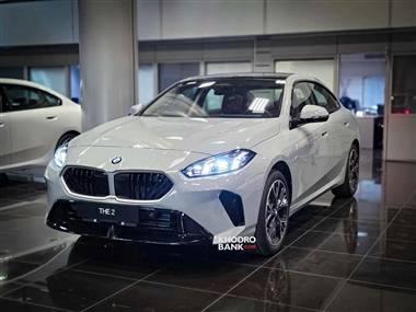 شرایط فروش اقساطی BMW 225L اعلام شد؛ ب‌ام‌و لوکس با پیش‌پرداخت 7 میلیارد تومانی + جدول خرداد 1405 منبع سایت خودرو بانک